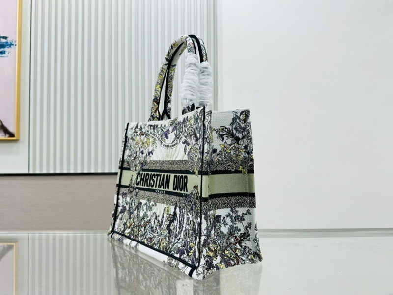 Dior Shopping Bags